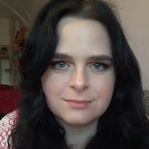 Meet your Posher, Stefanie